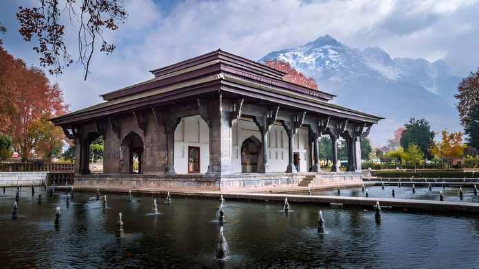 Must-See Places in Kashmir During October