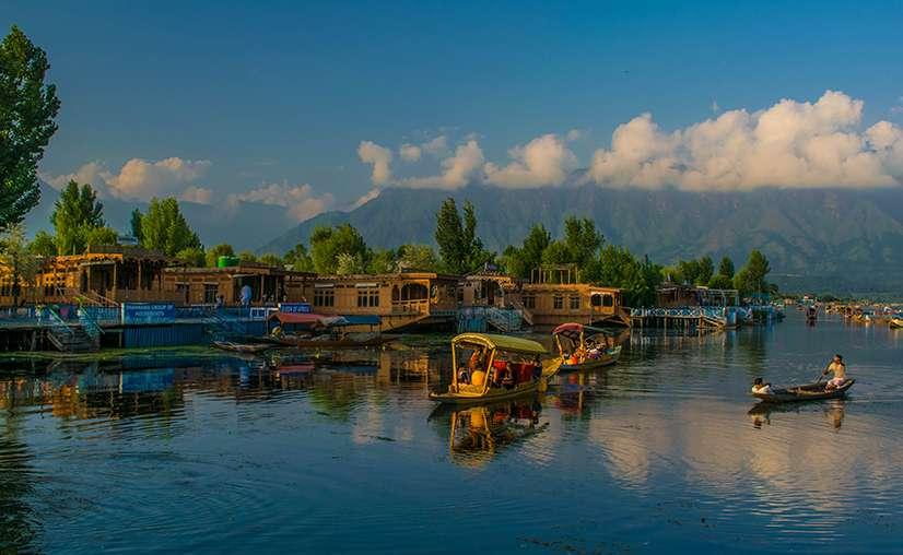 dal Lake kashmir in august