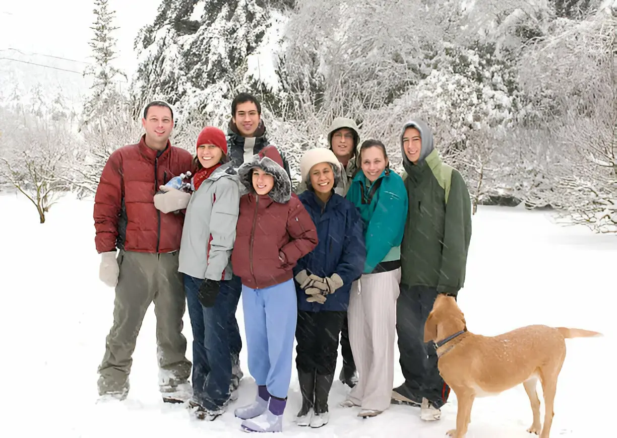 Family on a kashmir family tour package