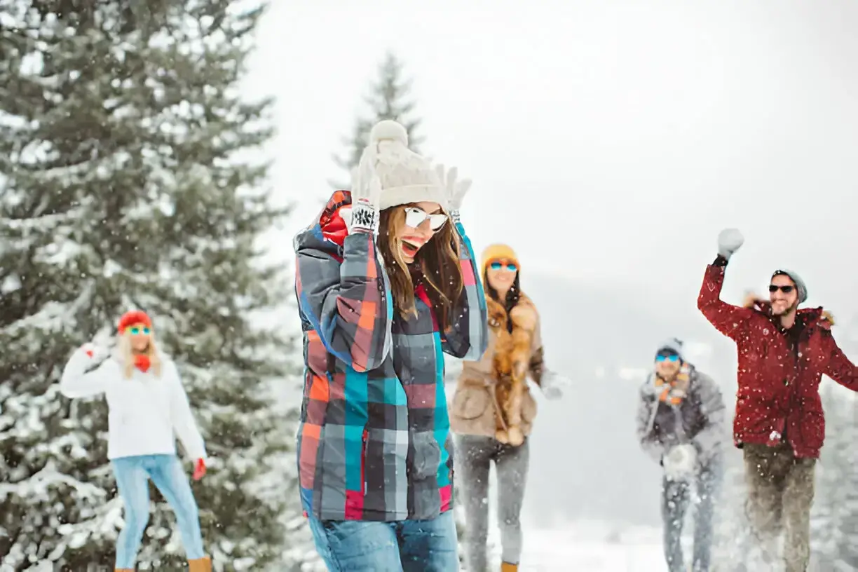 Gulmarg in Winter: The Ultimate Snow Paradise of Kashmir